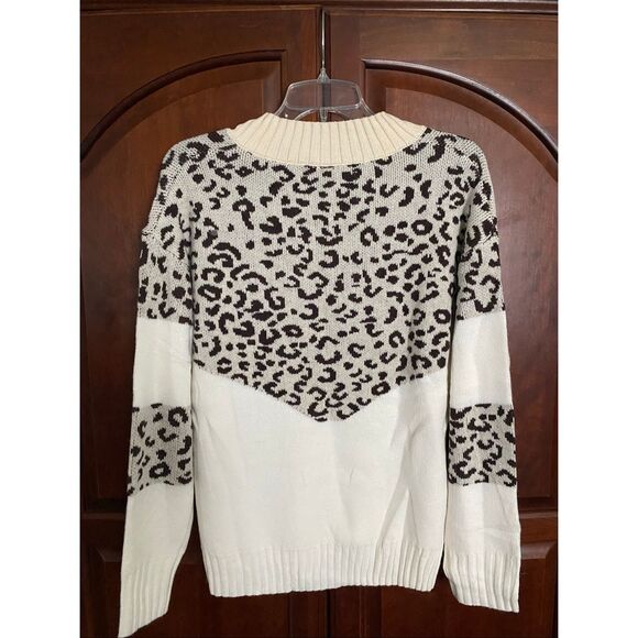 Leopard print sweater size L - Picture 6 of 9